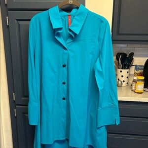 IC collection ladies button up tunic. Medium